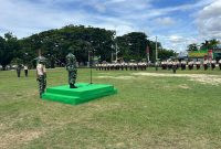 Upacara penutupan Perkemahan Korps Kadet Republik Indonesia (KKRI) Gelombang III Triwulan IV TA 2025  yang di pimpin oleh Lettu Inf Arifin (Pasi Ter Kodim 1313/Phw) dan bertindak sebagai Inspektur Upacara. Foto: Istimewa