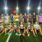 Sejumlah karyawan dan manager PT Loka Indah Lestari, Kecamatan Popayato kabupaten Pohuwato usai bermaymini soccer sebagai bentuyajang silaturahmi.Foto: Istw